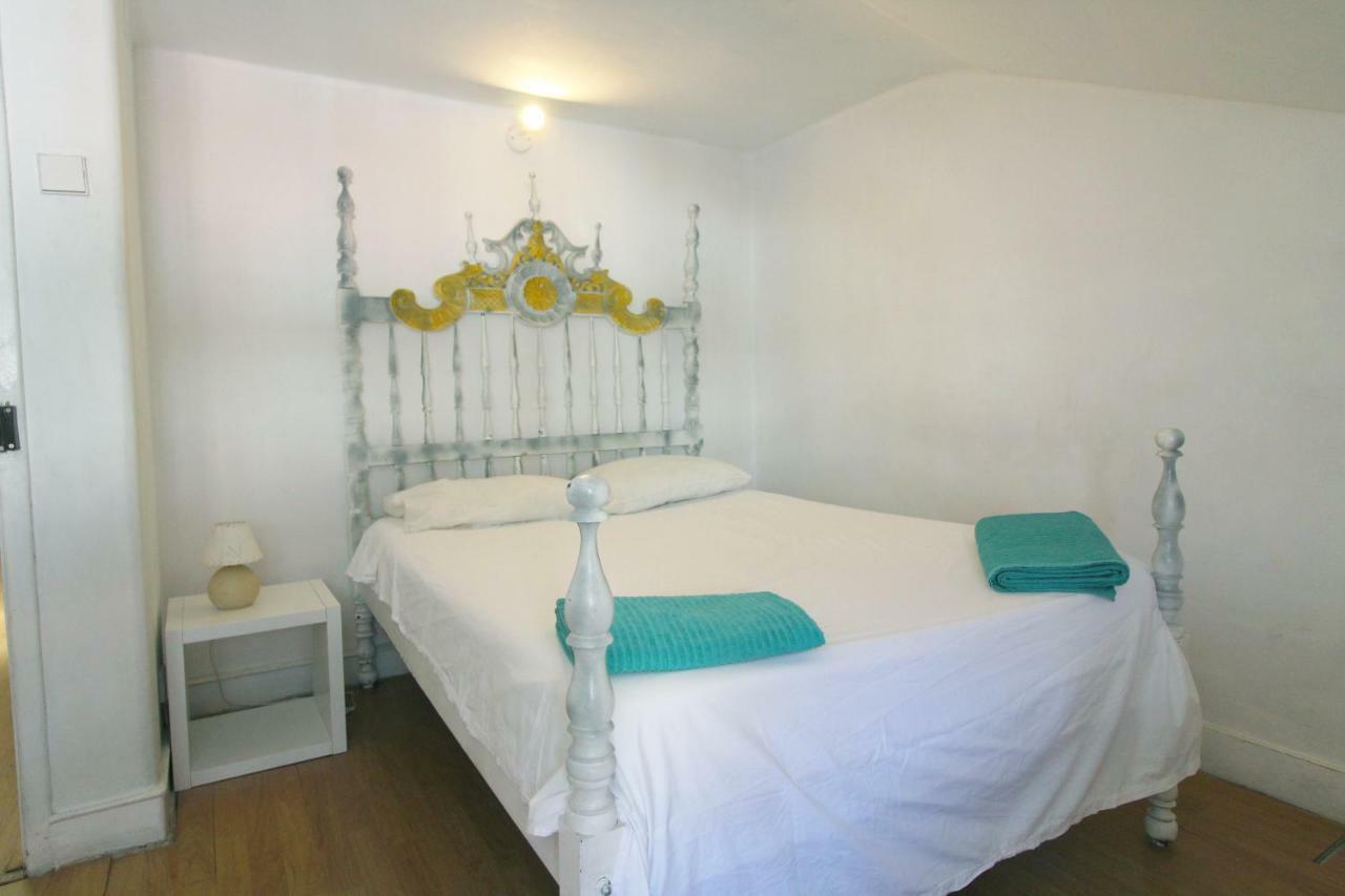 Room In Marechal Saldanha 3Rd Floor Lisboa Phòng bức ảnh