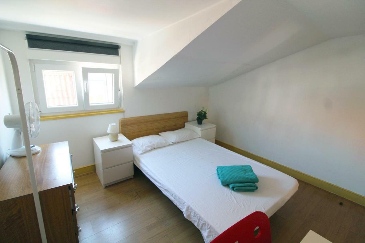 Room In Marechal Saldanha 3Rd Floor Lisboa Phòng bức ảnh
